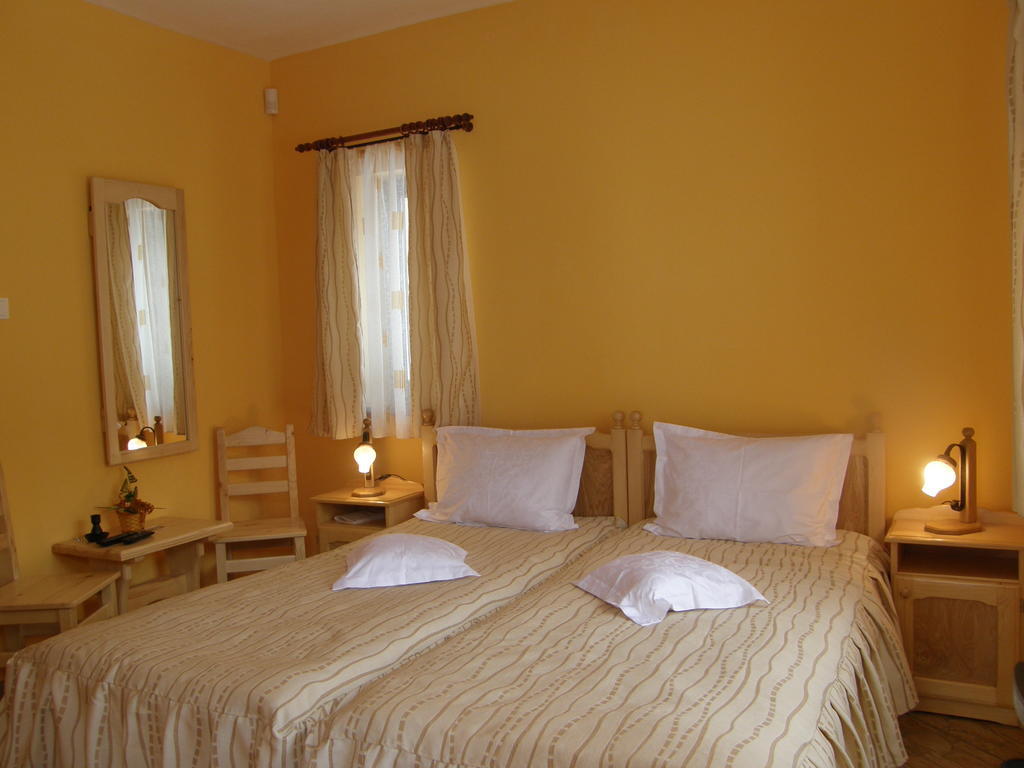 Bed and Breakfast Mokus Panzio Bicfălău Zimmer foto